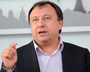 Необходимо прекратить незаконные перевозки пассажиров в Крым представительствами российских туркомпаний - Княжицкий