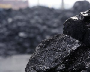 Порошенко вніс на РНБО питання конфіскації вугілля з Донбасу