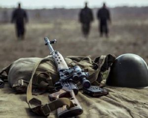 Ситуація ускладнюється: бойовики за добу 61 раз обстріляли позиції сил АТО