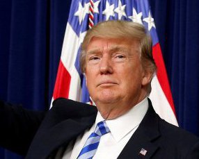 Трамп вспомнил об Украине: "Безумие"