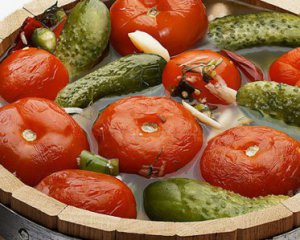 7 продуктів, якими не можна заїдати алкоголь