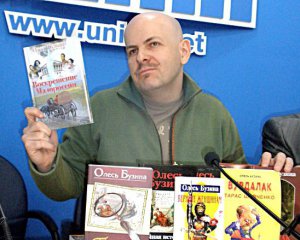 Скандального журналіста застрелили у дворі багатоповерхівки