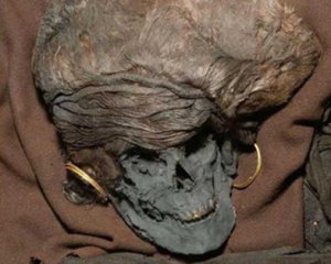 Специалисты изучают мумию девушки-подростка из бронзового века