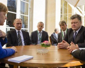 Відбулись телефонні переговори лідерів нормандської четвірки про Донбас