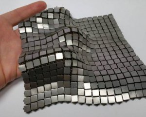 Розробили металеву тканину для космосу
