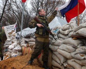 Российских военных в Донбассе обязали скинуться деньгами &quot;на оборону&quot;
