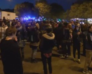 Выборы во Франции: обнародовали видео столкновений протестующих с полицией