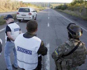 Захарченко знайшов винних у підриві автомобіля ОБСЄ