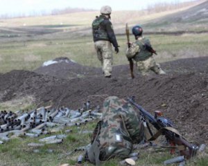 Доба в АТО: бойовики били з важких мінометів, є загиблі та поранені