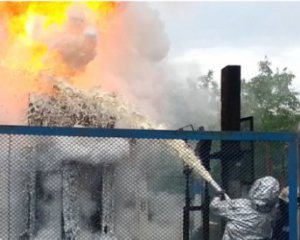 Пожар в Киеве оставил без света 34 дома
