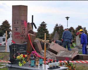 В&#039;ятрович відреагував на знищення пам&#039;ятника УПА в Польщі
