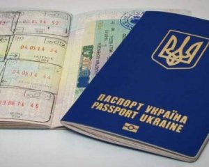 У Києві викрили шахраїв, які підробляли документи для шенгенських віз