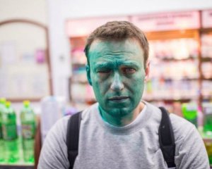 Навальный заявил, что может остаться без глаза