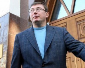 Луценко обіцяє вирішити проблему Інтерполу та віп-утікачів