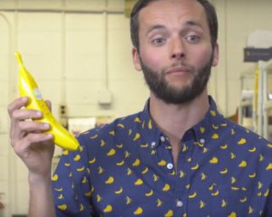 Создали новый гаджет - бананофон