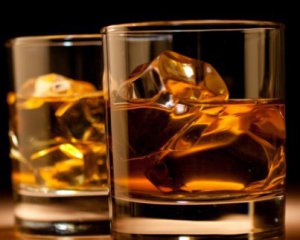 8 сигналов, которые свидетельствуют о начале зависимости от алкоголя