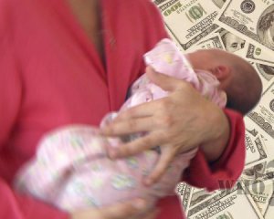 Жінка хотіла продати своє новонароджене немовля за 30 тис. грн