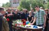 Родные и близкие простились с погибшим снайпером
