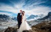 Пара 3 недели поднималась на Эверест ради незабываемой свадебной фотосессии