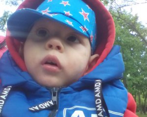 Єгор Опарін через халатність лікарів має ДЦП – потрібна допомога