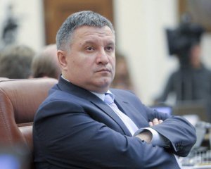 Правоохоронці затримали керівника тітушок - Аваков