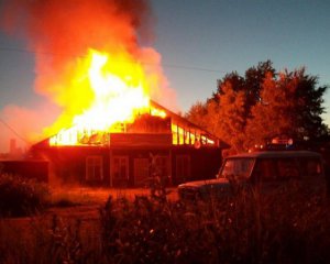 В пожаре на Ивано-Франковщине погибла женщина с маленькими детьми