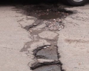 30% дорог строят некачественно - Гройсман