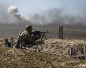 На Луганському напрямку окупанти вдарили із 152 мм артилерії - штаб АТО