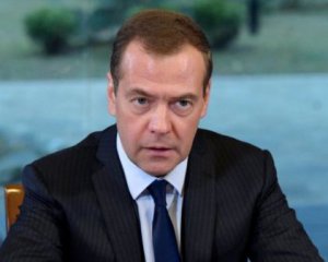 Медведєв запевнив, що Росія готова до економічної співпраці з Україною