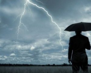 Молния убила полицейского