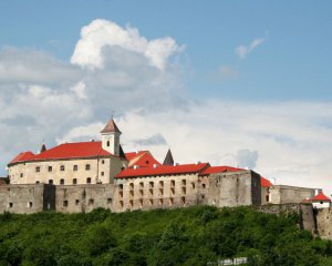 Город Мукачево переименовали