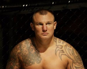 Украинский боксер сразится в Москве с Поветкиным