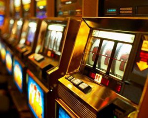 В Украине могут "случайно" легализировать запрещенные игровые автоматы