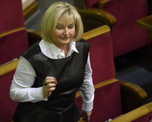 Порошенко привлек к реформам жену Луценко