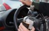 Досвідченим водіям дозволять випити пляшку пива за кермом