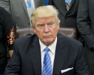 Трамп хотел снять российские санкции сразу после прихода к власти - СМИ