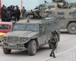 Назвали кількість російських солдат у Криму