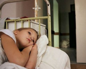 Майже 20 дітей потрапили до лікарні з гепатитом