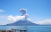 В Японії "заворушився" вулкан: стовп попелу досяг 3 км