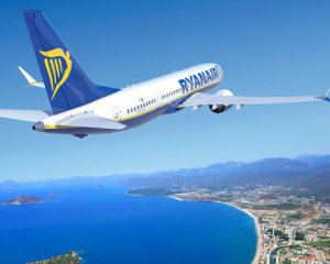 Ryanair  изменил правила проверки украинцев во время рейсов