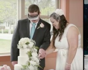 &quot;Умные&quot; очки показали слепому мужчине его свадьбу