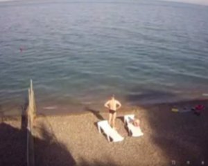 Сняли на видео пустые крымские пляжи