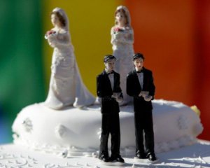 Церковь впервые разрешила венчать однополые пары