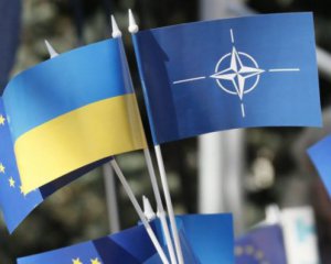 Порошенко сделал заявление о курсе в НАТО