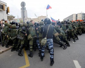 Евросоюз призвал Россию освободить арестованных участников митинга