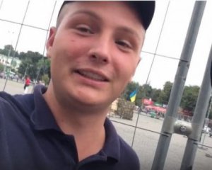 За нецензурне відео випускника університету відправили на передову