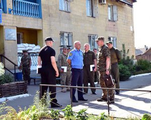 Бойовик здався поліції