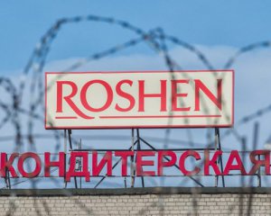 Московський суд продовжив арешт фабрики Порошенка