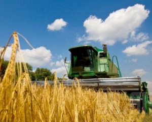 Агрохолдинг "Агрейн" всупереч публічним заявам про стоп, продовжує працювати в Україні