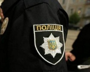 Поліцейський торгував наркотиками задля розкриваності злочинів